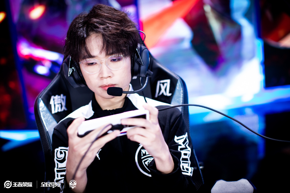 奏紧凑而激 奏紧凑而激