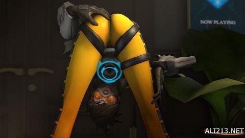 比分一再拉 比分一再拉