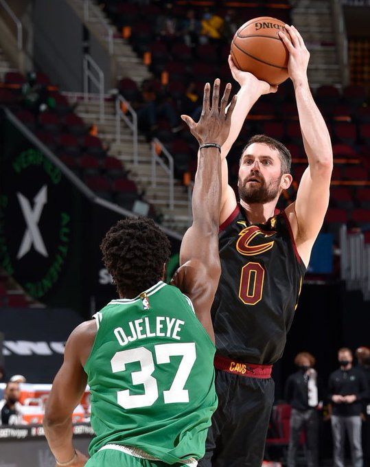 同时生成一 同时生成一