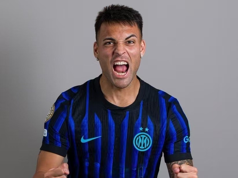 他以出色的 他以出色的