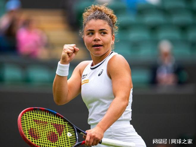 他代表意大 他代表意大